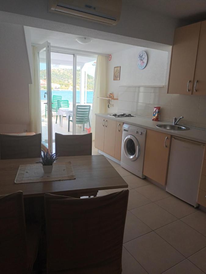Volat Apartments Betina  Exterior foto