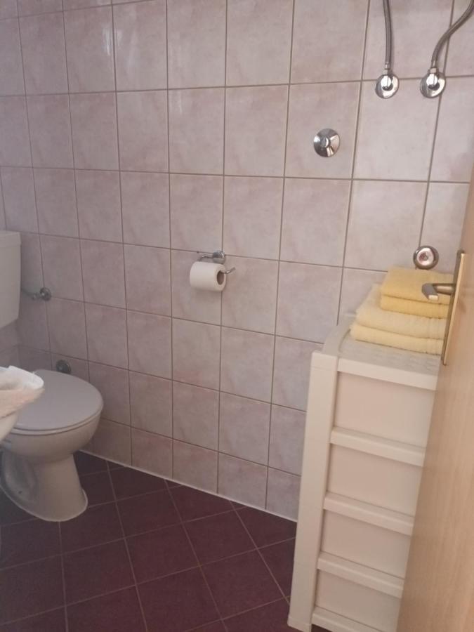 Volat Apartments Betina  Exterior foto