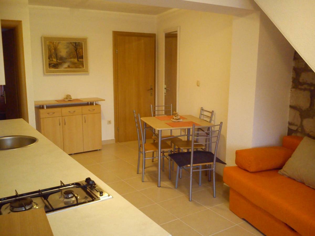 Volat Apartments Betina  Exterior foto